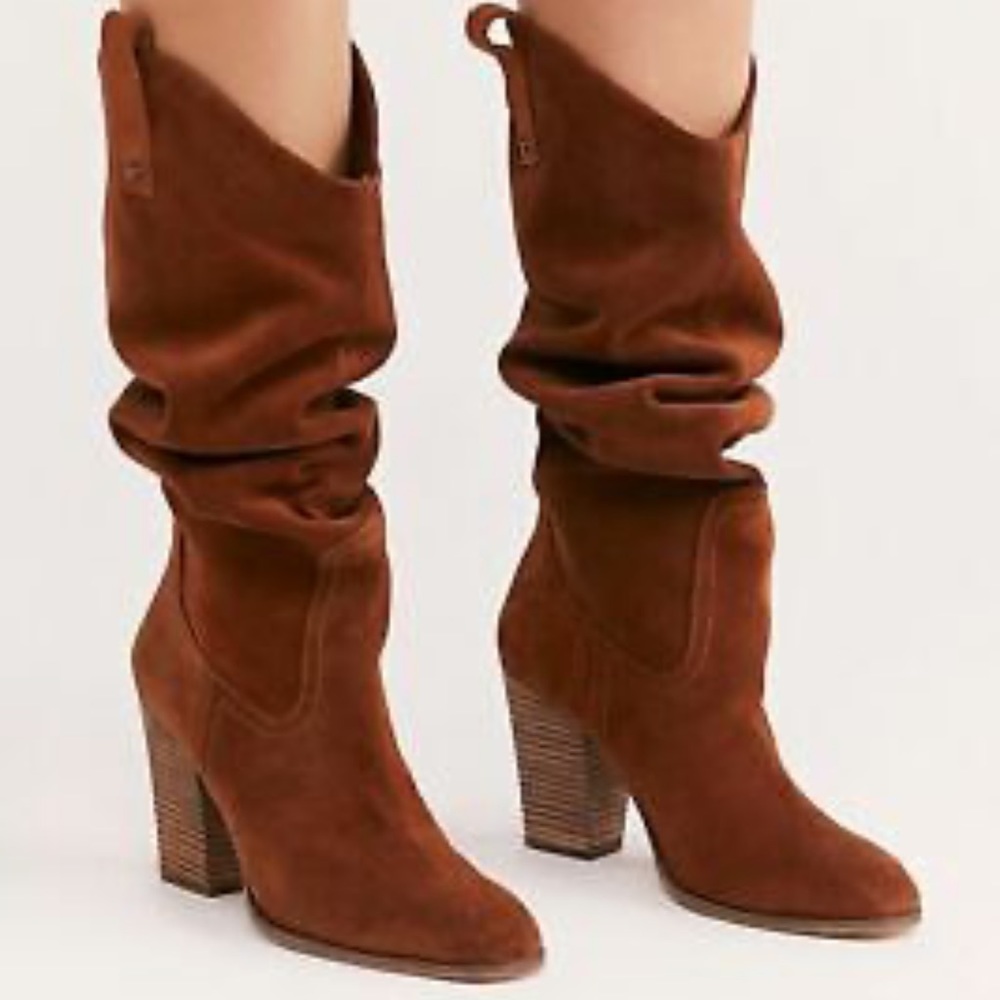 New Free People Boot(size 37 / 6.5) - Picture 1 of 7